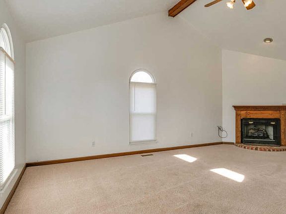 3rd image of 101 Neal Ave