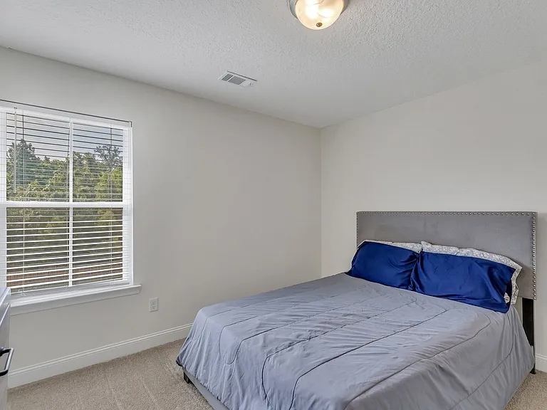 487 Meloney Dr — Photo 30