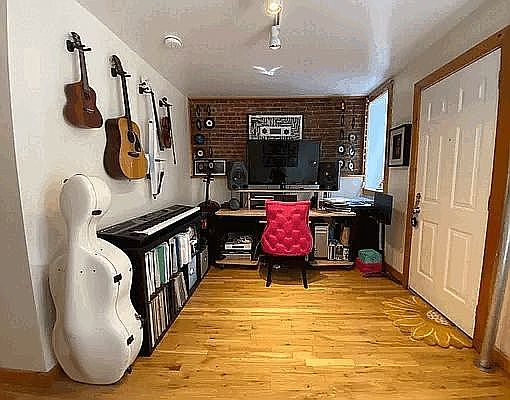 5th image of 552 W 142nd St
