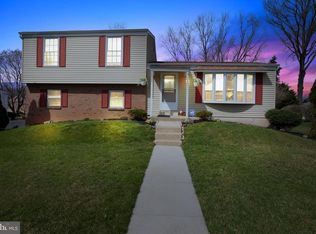 6211 East Dr, Bensalem, PA 19020