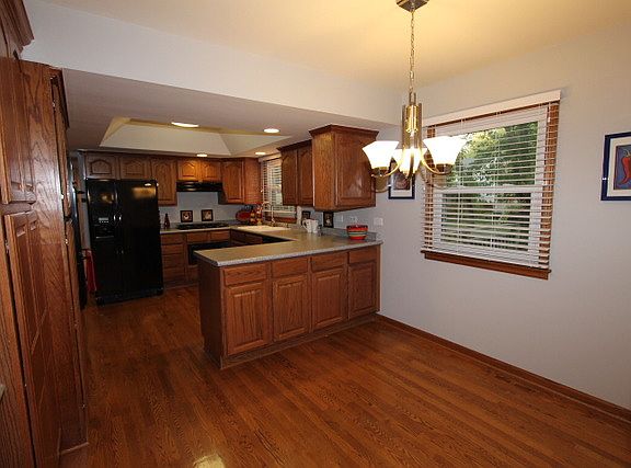 4th image of 117 Berkshire Dr