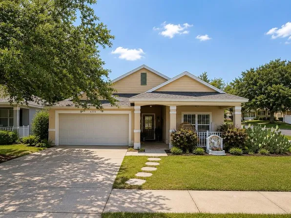 1333 Kellogg Dr, Tavares, FL 32778