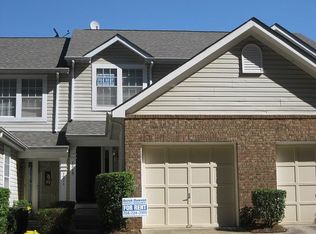 1213 Maple Shade Ln, Charlotte, NC 28270