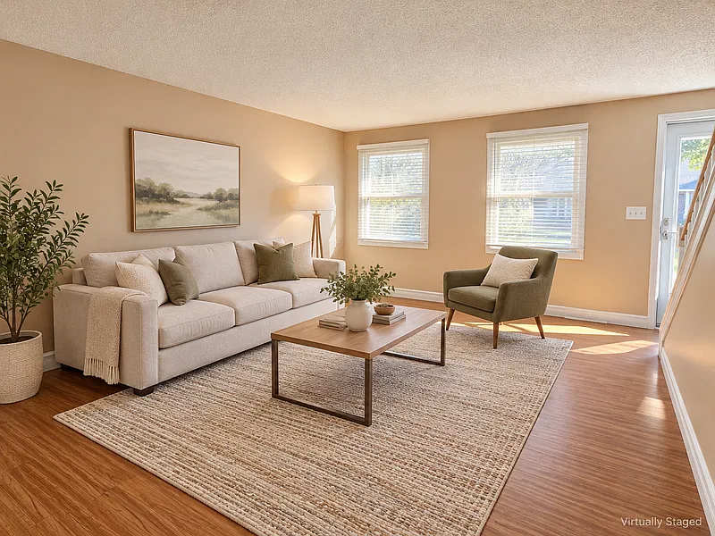 133 Creekside Dr — Photo 1