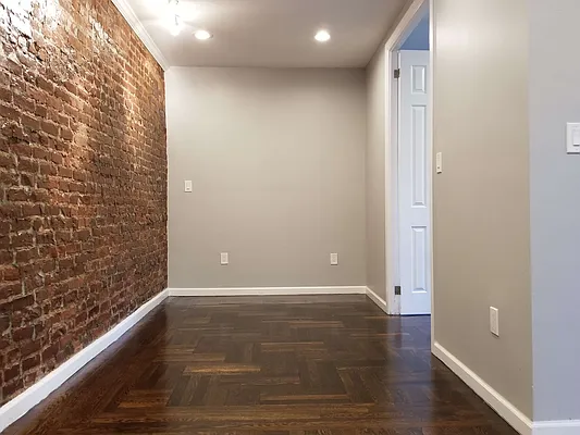 Rented by Bruma Realty LLC | media 12