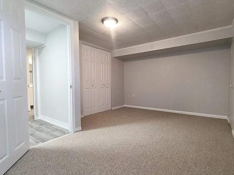 114 Empress Ave #LOWER — Photo 10