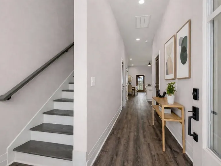 Noble Townhomes — Photo 21