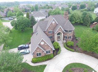 231 Boulder Dr UNIT 1, Lake In The Hills, IL 60156