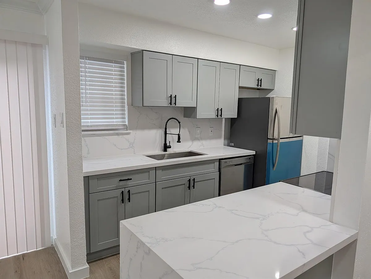 Building Photo - 6001 Reims Rd #1412