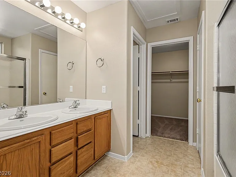 1208 Swanbrooke Dr — Photo 38