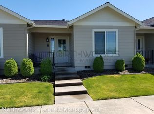 317 S Haskell St, Central Point, OR 97502