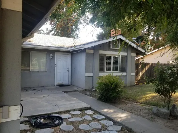 5231 W Heritage Ct, Visalia, CA 93277