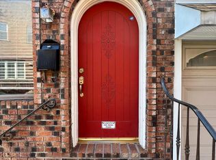 2408 S Sartain St, Philadelphia, PA 19148