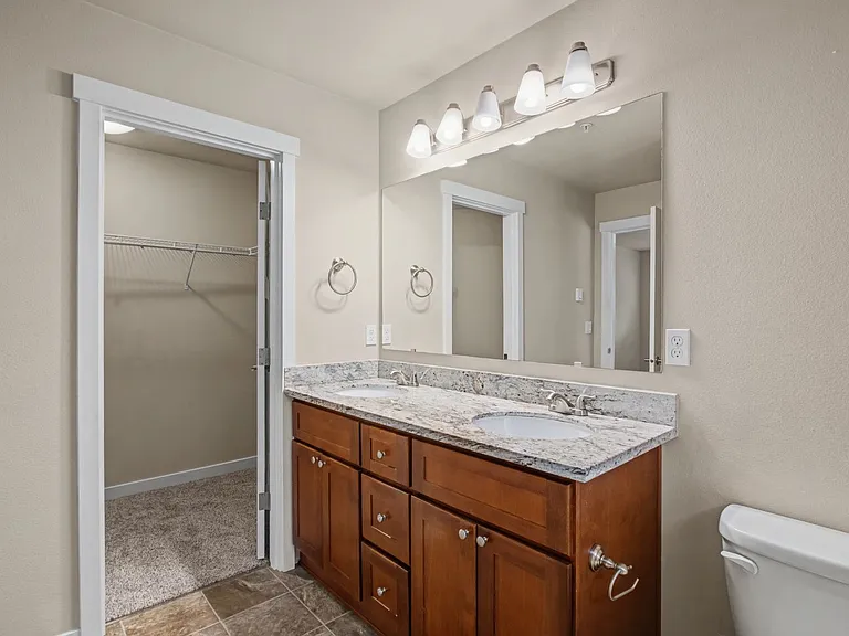 1623 Burnside Pl — Photo 11