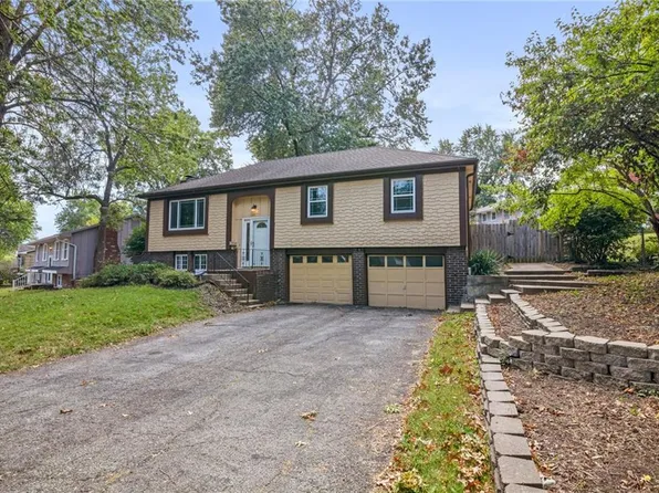 10617 W 92nd Pl, Overland Park, KS 66214