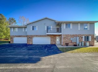1203 N Sunnyslope Dr, Racine, WI 53406