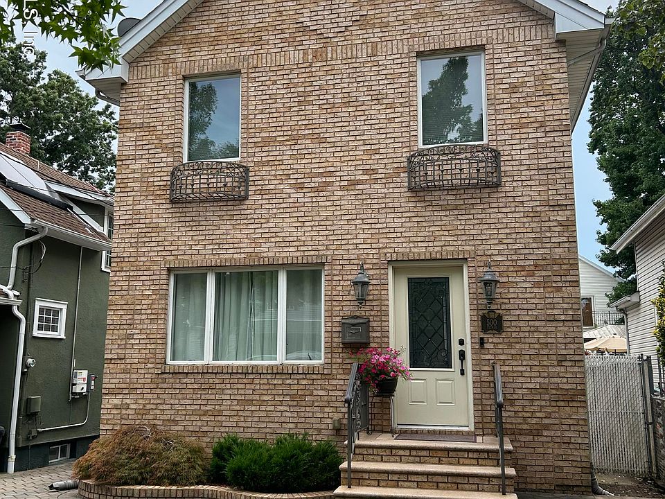 1st image of 500 Yetman Ave