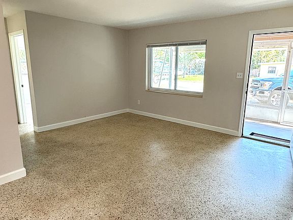 2nd image of 10467 52nd Ave N