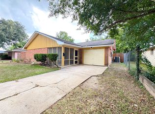 1702 Baylor Ave, Bay City, TX 77414