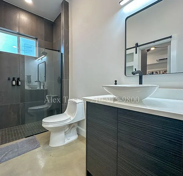 316 Toledo St #201 — Photo 9