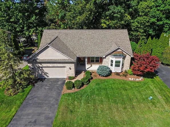 2603 Ravineside Ln S, Howell, MI 48843