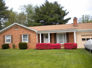 7122 Academy Rd, Warrenton, VA 20187