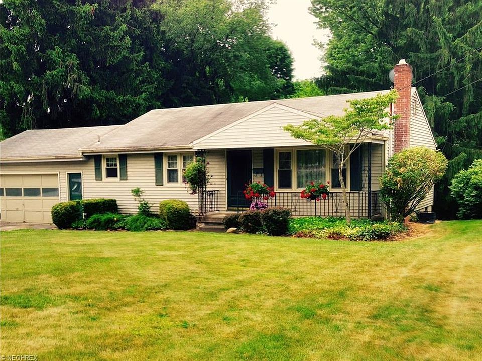 1st image of 42 Orchard Dr