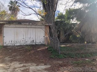 8055 Knollwood Rd, San Diego, CA 92114