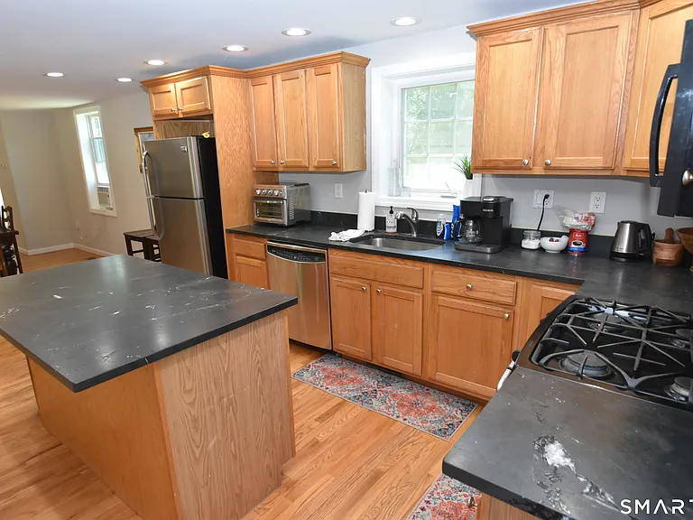 139 Hewitt Rd — Photo 5