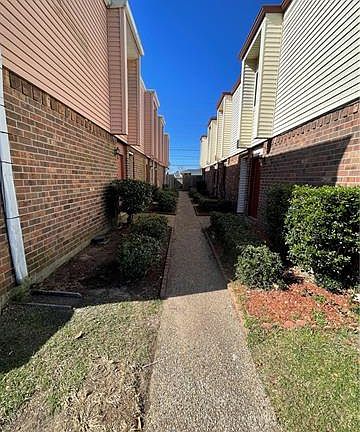 2nd image of 4325 Loire Dr APT D