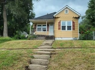 1111 Douglas St, Saint Joseph, MO 64505