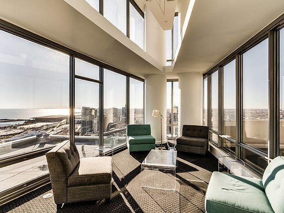 5th image of 100 E 14th St #2206