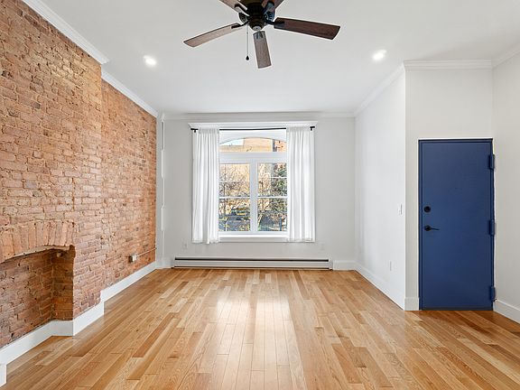 5th image of 51 Clinton Ave Unit 2