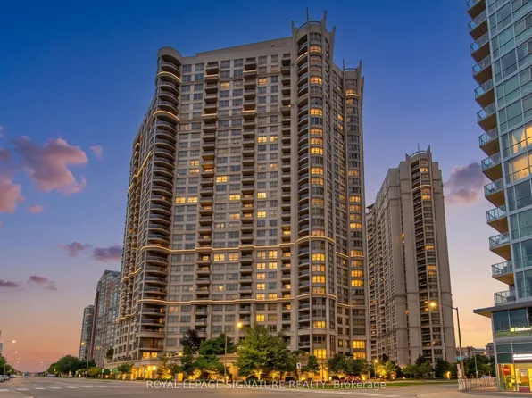3880 Duke Of York Blvd, Mississauga, ON