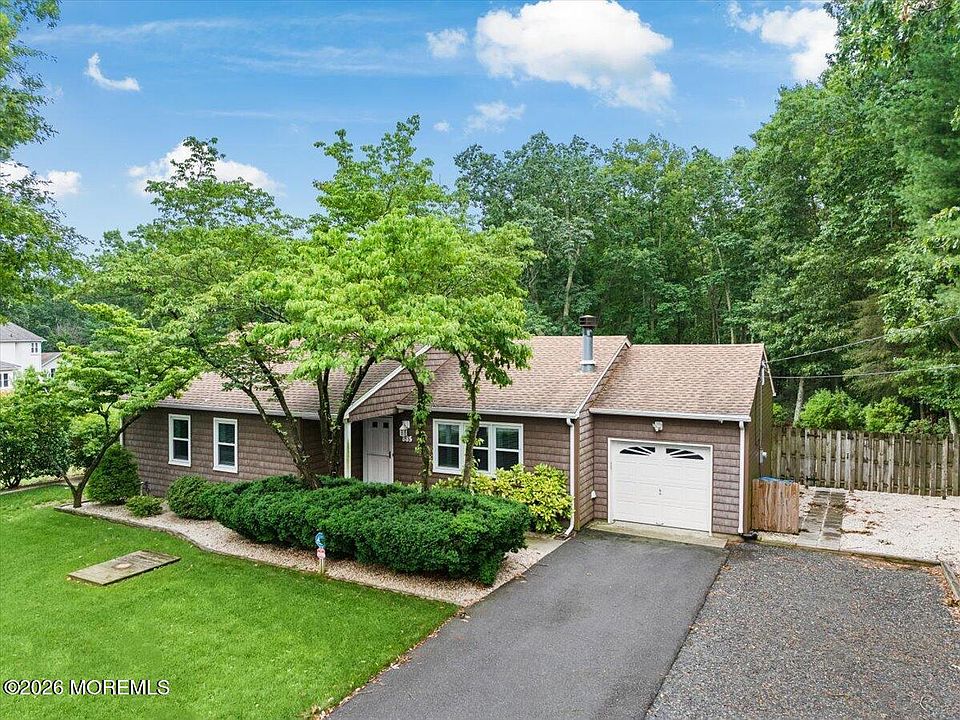 1st image of 885 Hyson Road
