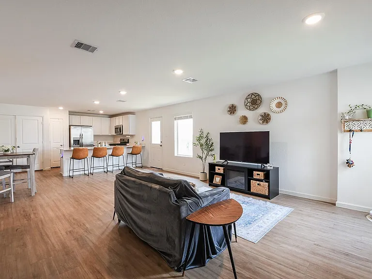 2728 Cadiz Bay Dr — Photo 7
