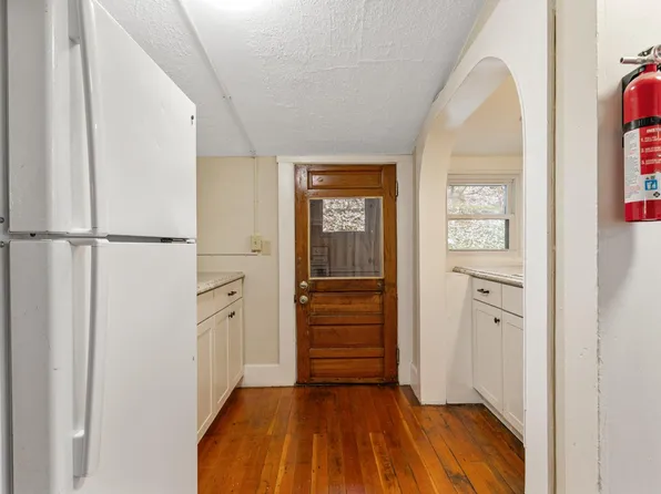 290 Main St #2-1, Littleton, NH 03561