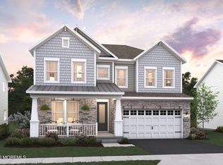 28 Tee Pl, Neptune, NJ 07753