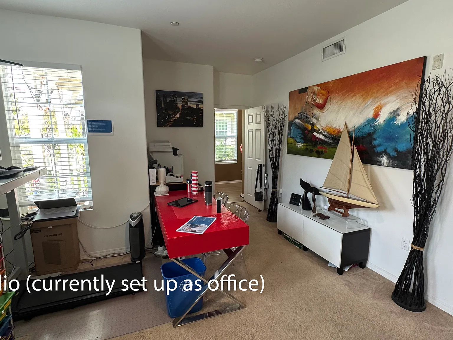 Studio, 700 sqft, $2,100 — Photo 4