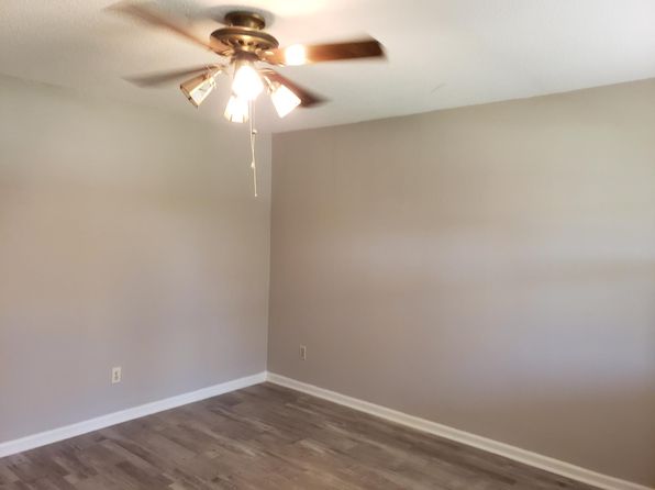 145 Brandi Ln