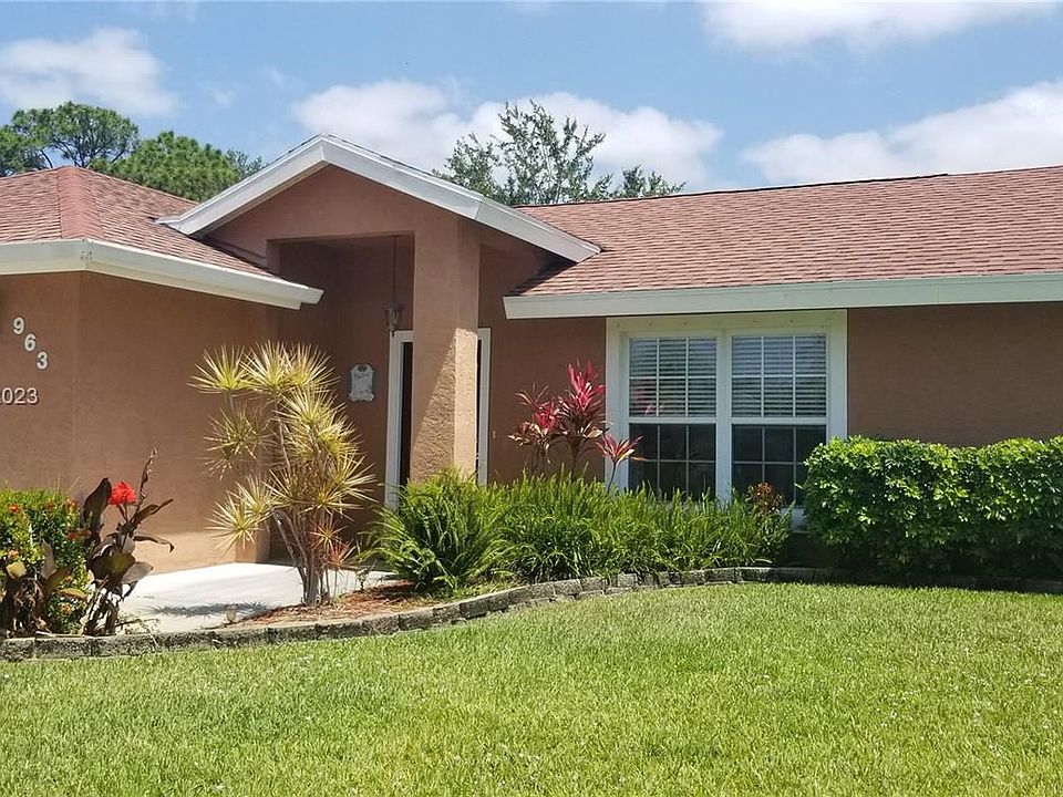 1st image of 963 SE Atlantus Ave