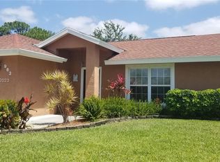 963 SE Atlantus Ave, Port Saint Lucie, FL 34983
