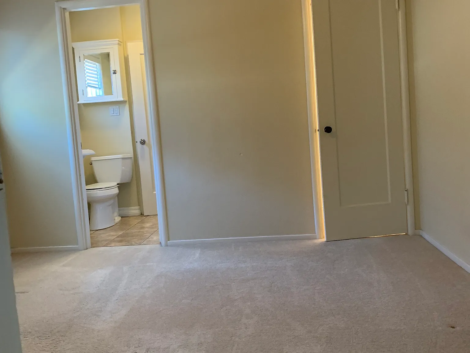 3 bed, 1360 sqft, $1,350 — Photo 2