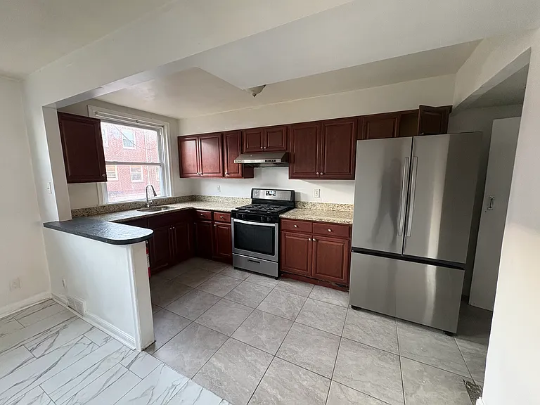 6612 Eastwood St — Photo 5