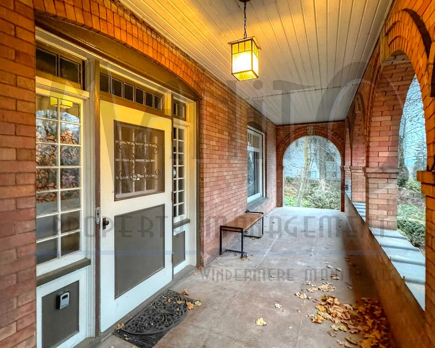 1023 W 6th Avenue — Photo 2