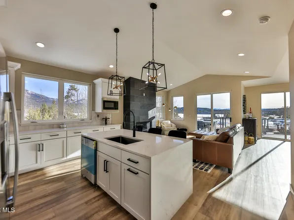 12705 US HWY 34, Grand Lake, CO 80447