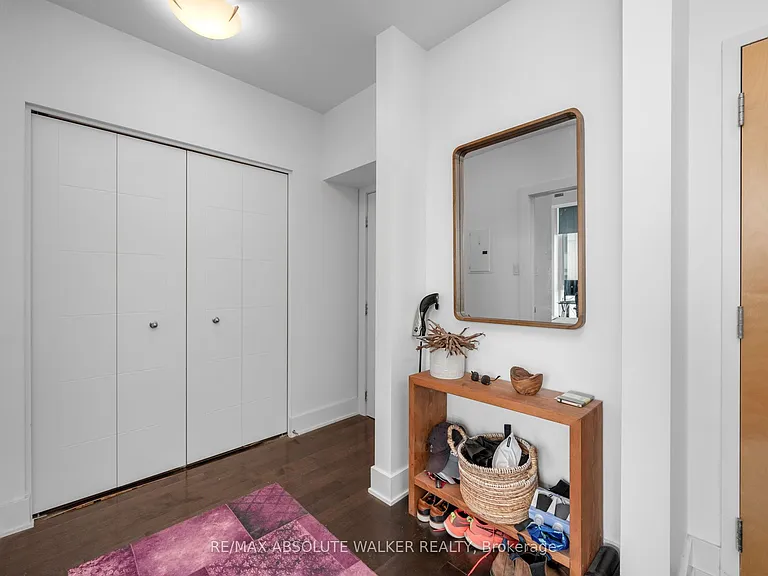 40 Nepean St #2702 — Photo 5