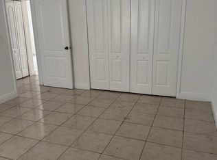 16118 NE 21st Ave APT 5, North Miami Beach, FL 33162