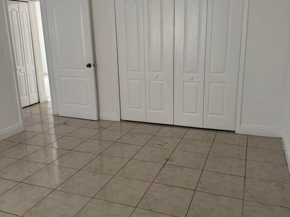 16118 NE 21st Ave APT 5