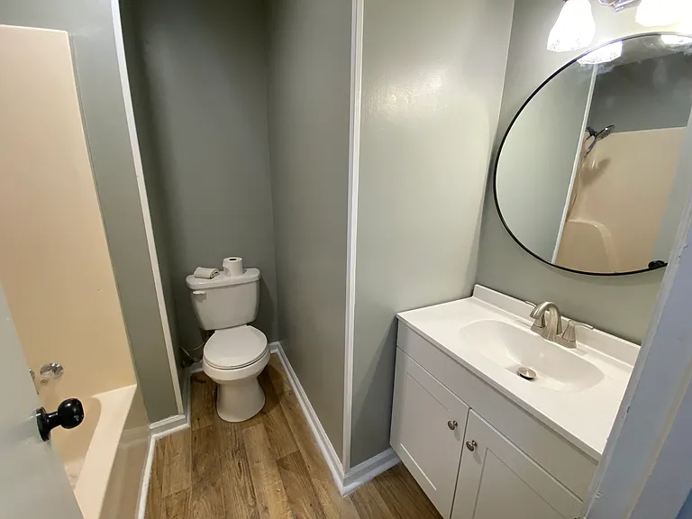 209 Belle Cir — Photo 4